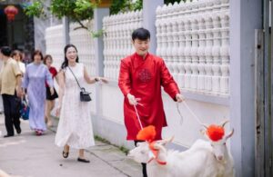 Hành trình đón dâu